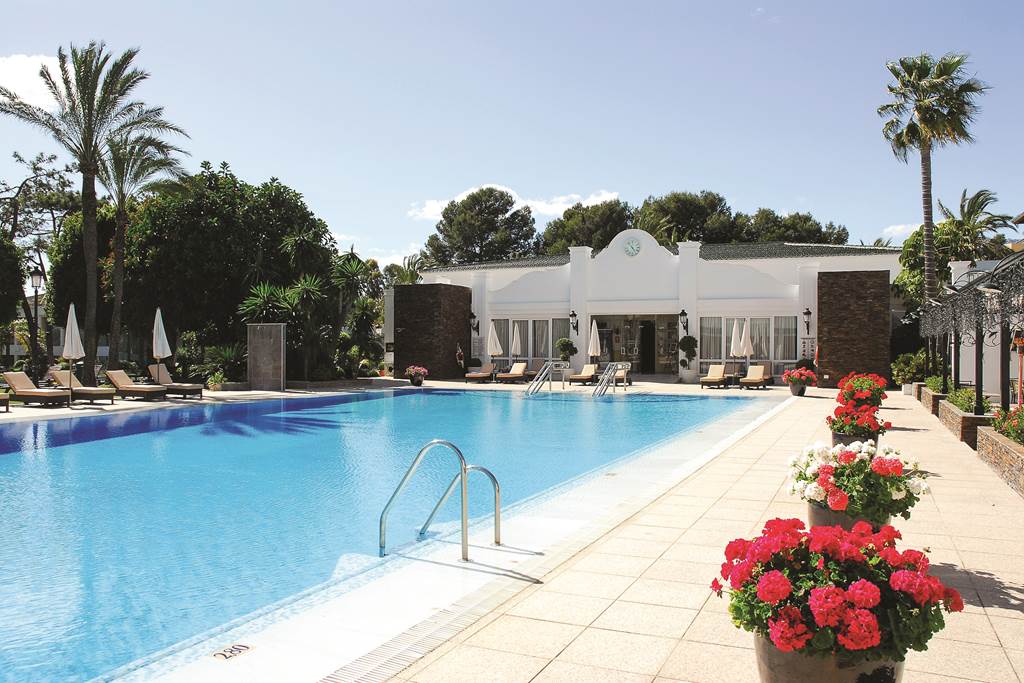 Marbella family holidays - Hotel Los Monteros Spa & Golf Resort