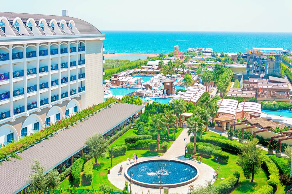 the best hotels in Antalya for families - Adalya Elite Lara